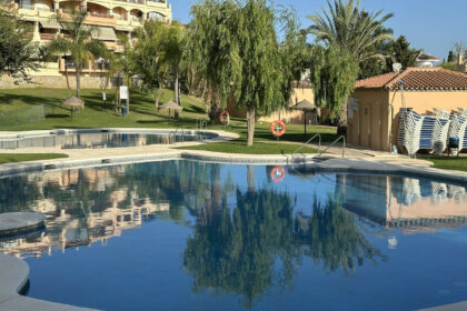 35ffb00299915630054308a362136041 - 77