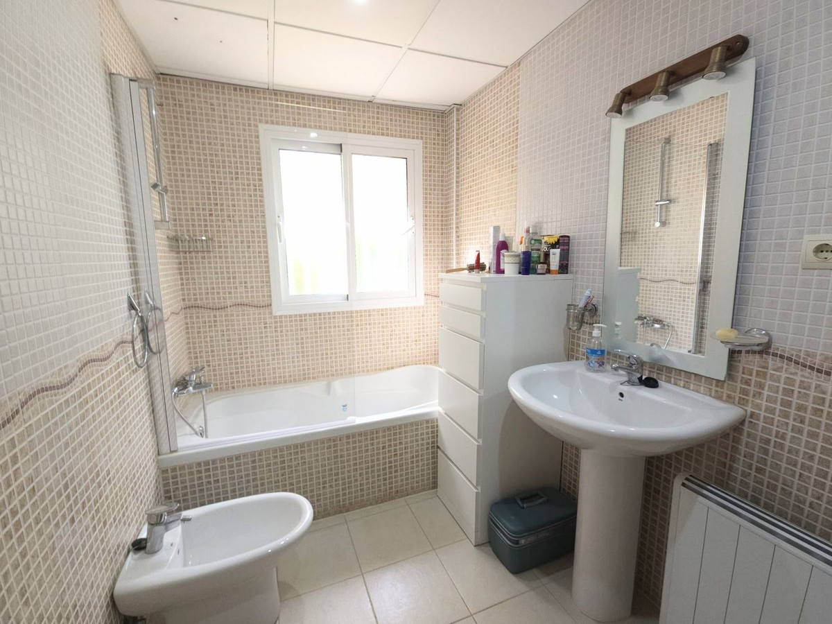 360b49150e503c0021e7d213cb142204 - 26