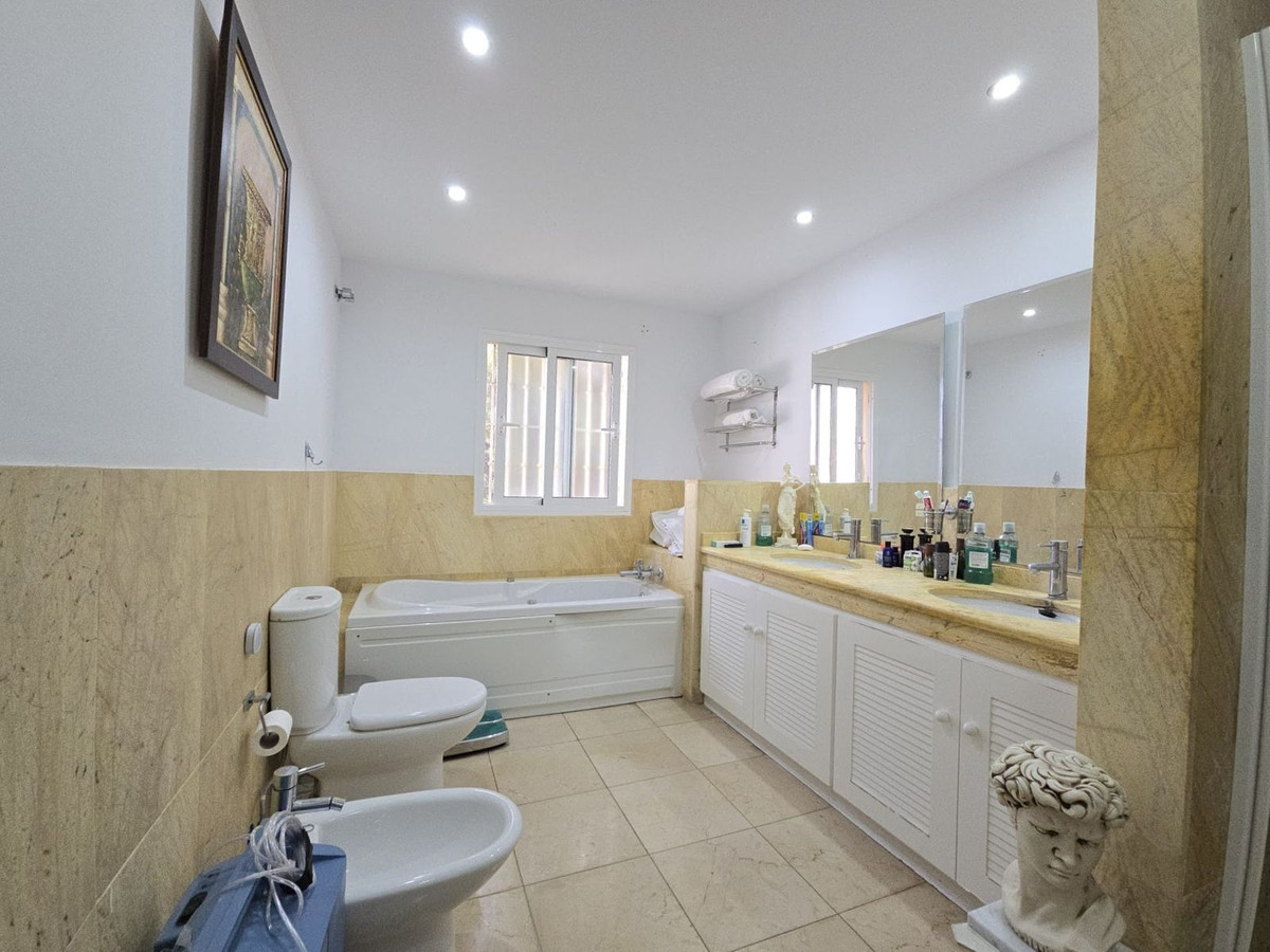 360b49150e503c0021e7d213cb142204 - 29