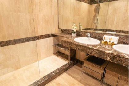 366c4a3e2cafcedc8d47b83fd807a2a2 - 18