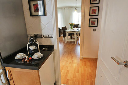 368ca07ed7746824fbab3e75beb8f15a - 10