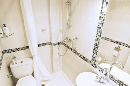 368ca07ed7746824fbab3e75beb8f15a - 12