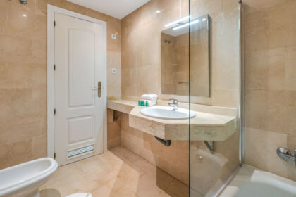 373caafde7799ece79c073935fc47d26 - 8