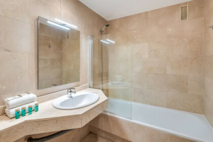 373caafde7799ece79c073935fc47d26 - 9