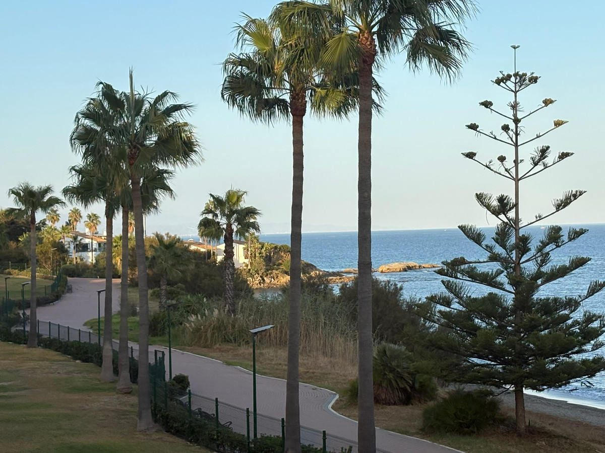 374eb39c962574276546b90f99c723d8 - 38