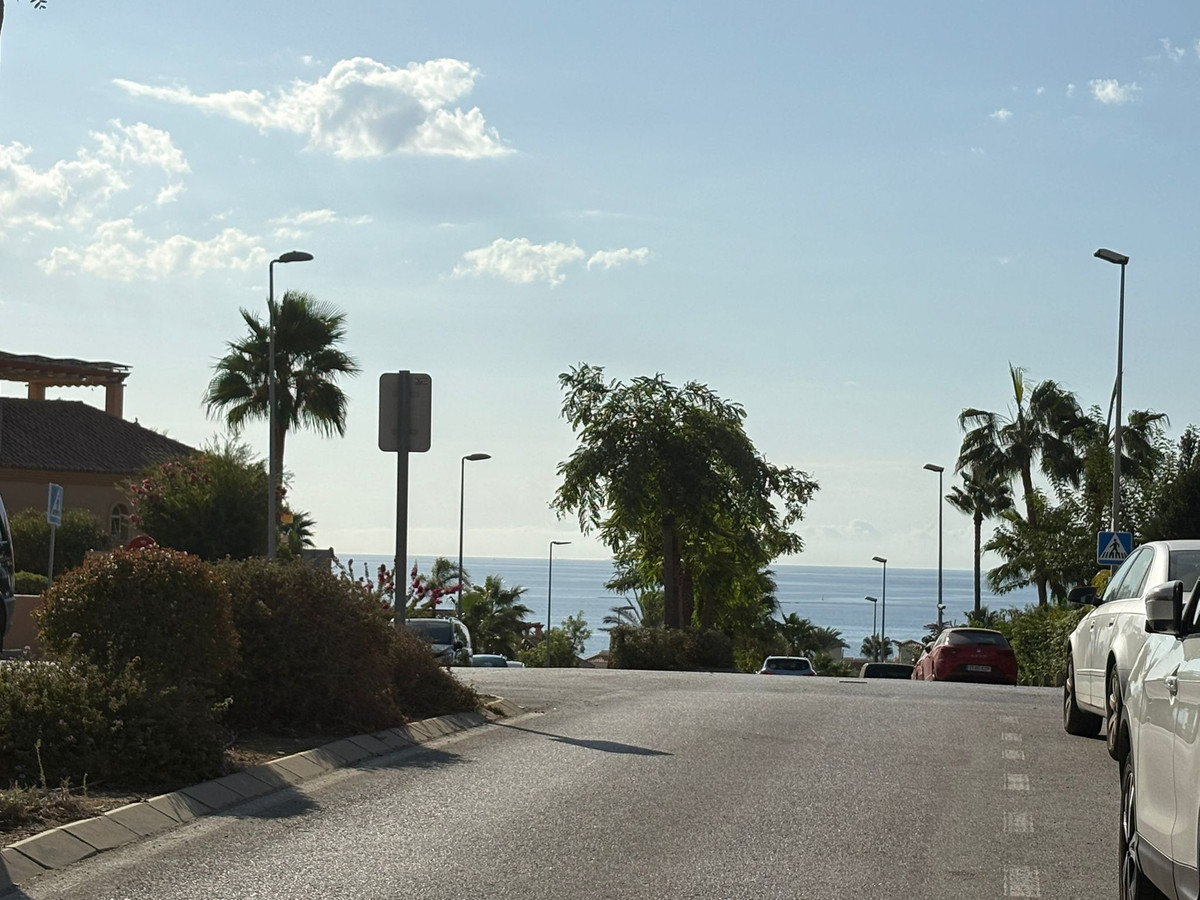 374eb39c962574276546b90f99c723d8 - 39