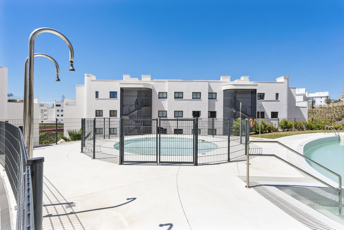 37c98639ca9861262ad9d3138cde9490 - 12