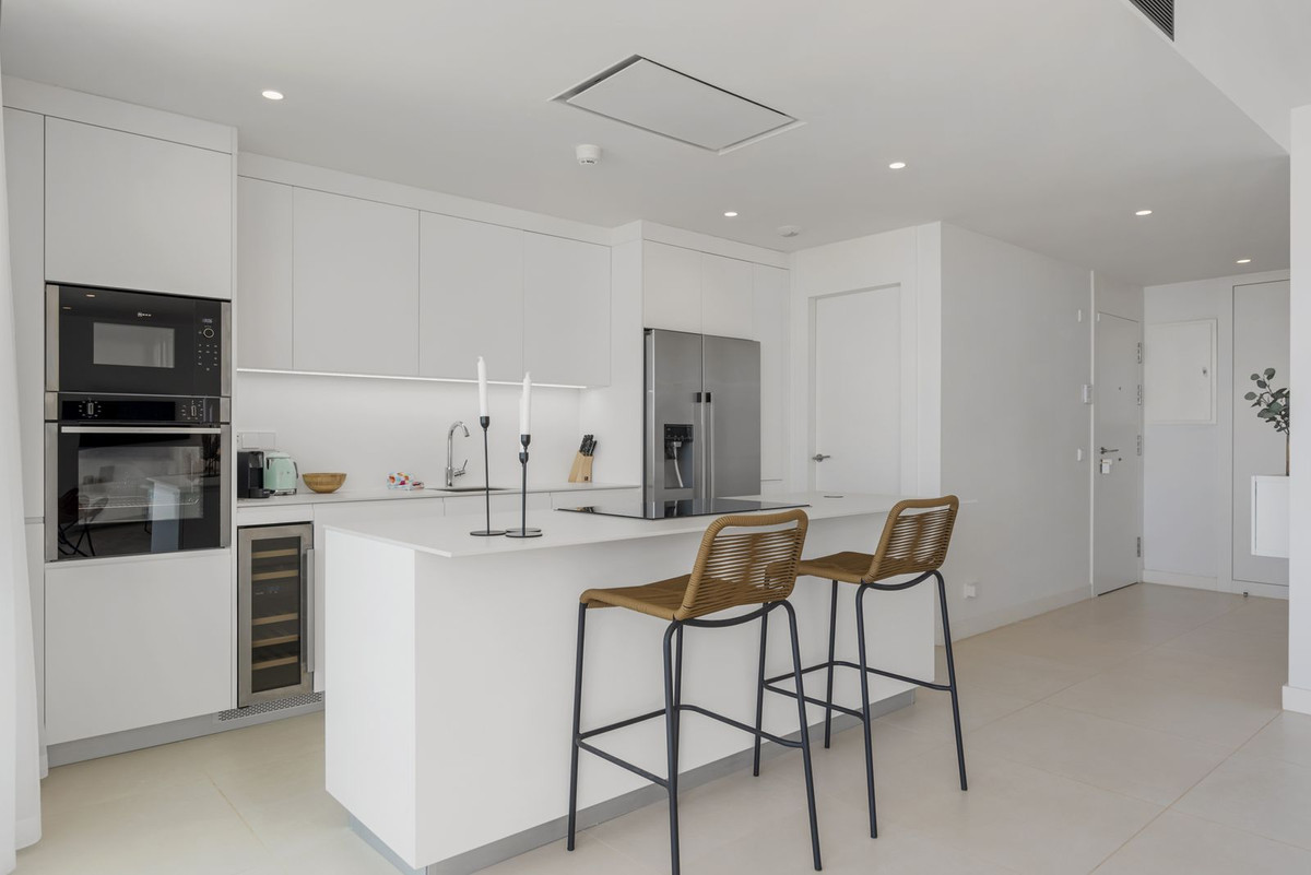 37c98639ca9861262ad9d3138cde9490 - 17