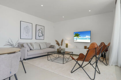 37c98639ca9861262ad9d3138cde9490 - 18