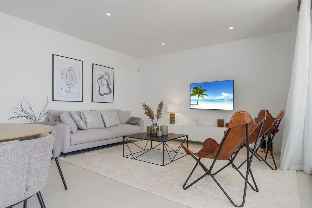 37c98639ca9861262ad9d3138cde9490 - 18