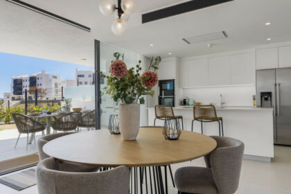 37c98639ca9861262ad9d3138cde9490 - 21