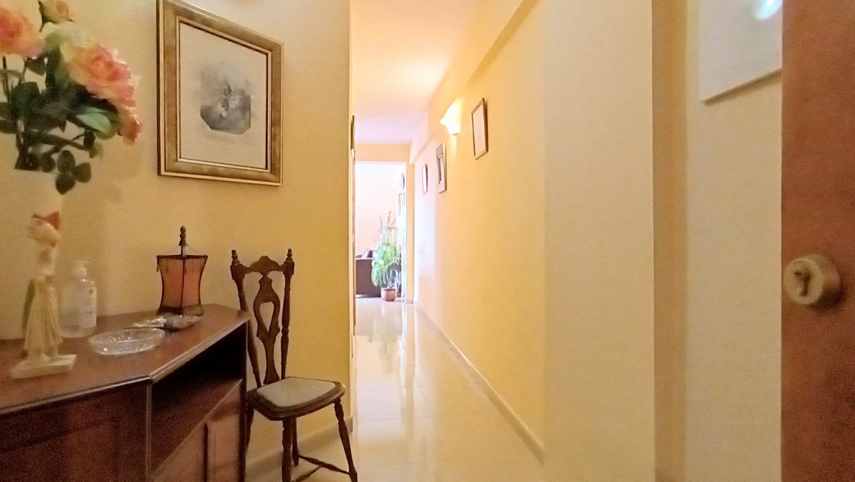 37cce822ce5d71ff34d10f7abde8229f - 1