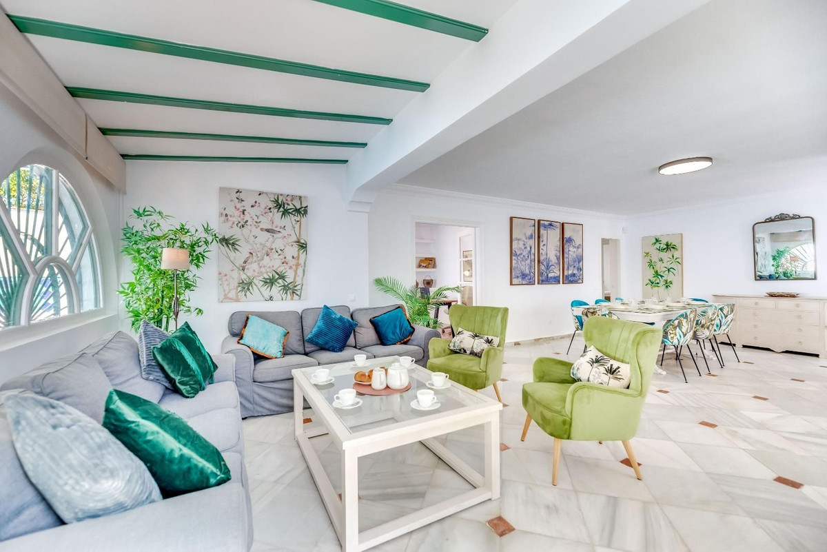 37f007a5cbb3e0cb664b347631ed2c1a - 2