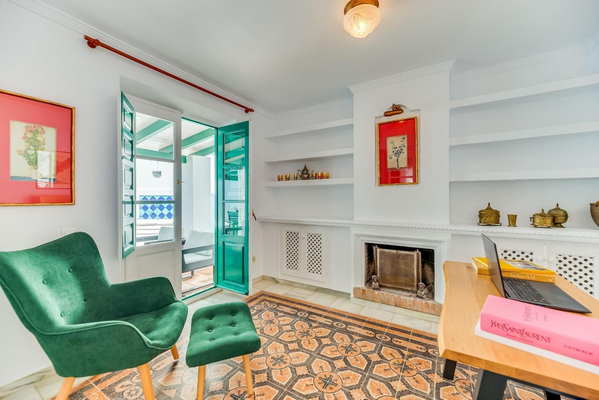 37f007a5cbb3e0cb664b347631ed2c1a - 23