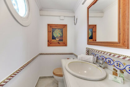 37f007a5cbb3e0cb664b347631ed2c1a - 30