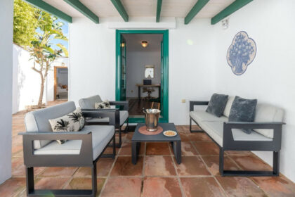 37f007a5cbb3e0cb664b347631ed2c1a - 37