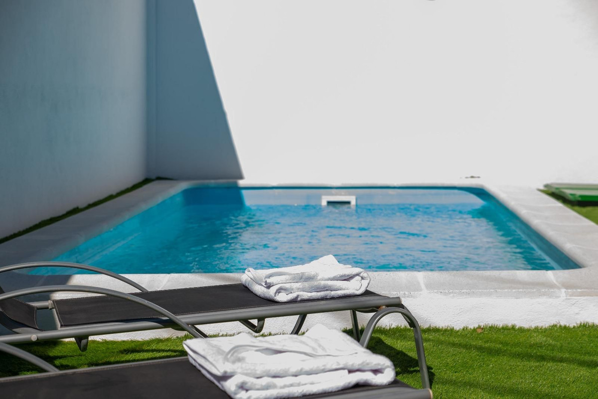 37f007a5cbb3e0cb664b347631ed2c1a - 41