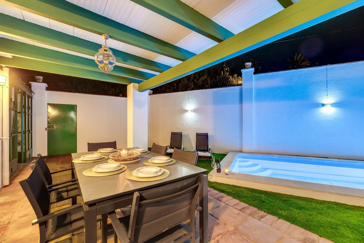 37f007a5cbb3e0cb664b347631ed2c1a - 46