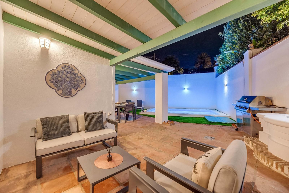 37f007a5cbb3e0cb664b347631ed2c1a - 48