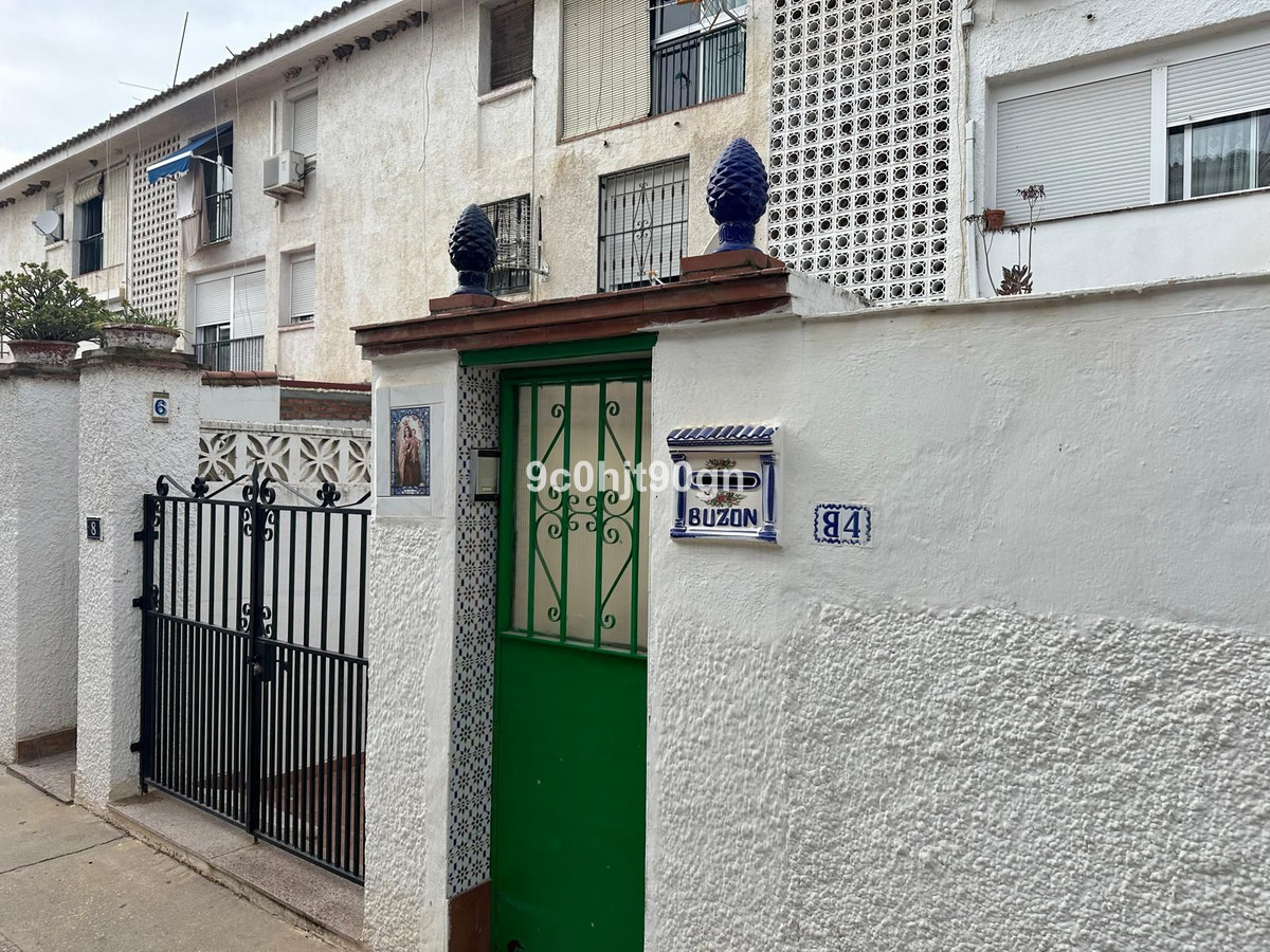 3878ce45f794ee0e78ce3f7af00ea285 - 12