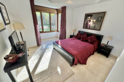 38cf8debc733fc00308aca8f40855cdc - 16