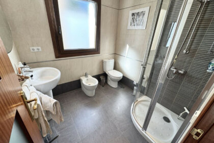 38cf8debc733fc00308aca8f40855cdc - 17