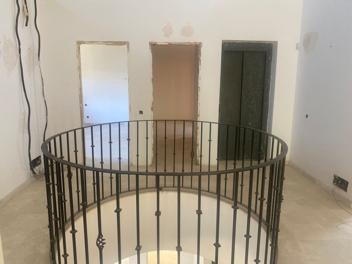 38e838c01a1cf932838a64b842251541 - 19