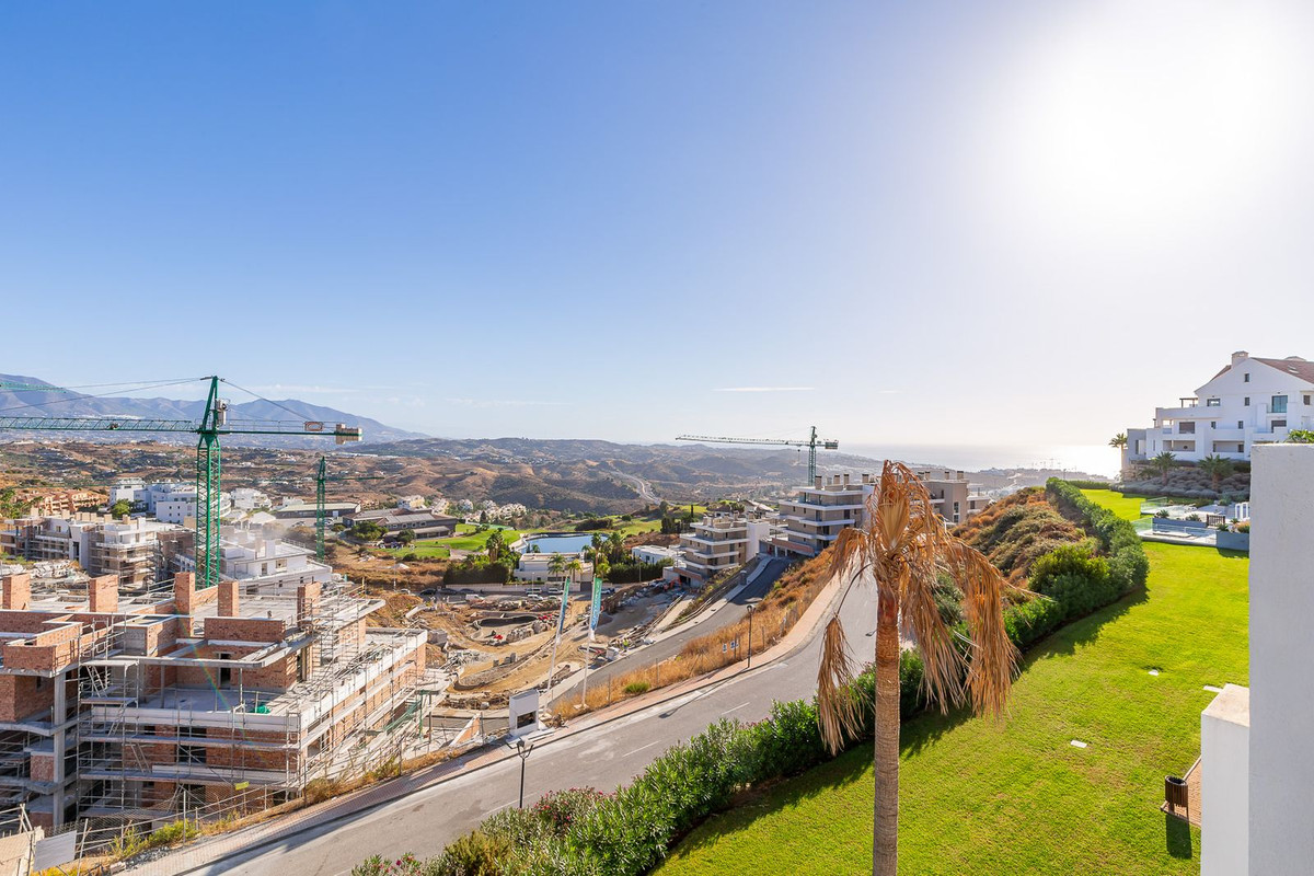 391083b734acd5c41be083eec022e127 - 4