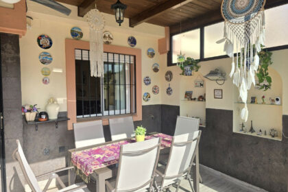 391c08e2180a43beba8c84f52e34170c - 14