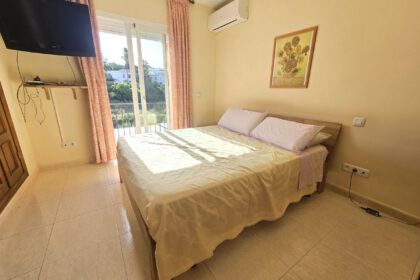 391c08e2180a43beba8c84f52e34170c - 16