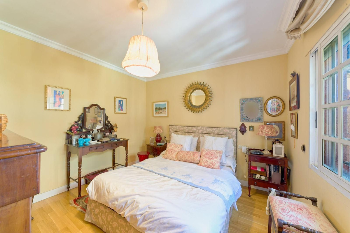 3962d01ff307f77386b5e4d08fcc7ed7 - 10