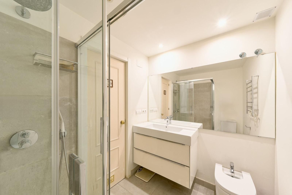 3962d01ff307f77386b5e4d08fcc7ed7 - 17