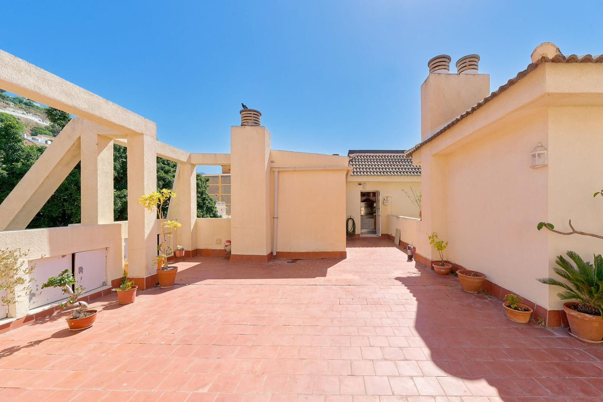 3962d01ff307f77386b5e4d08fcc7ed7 - 2