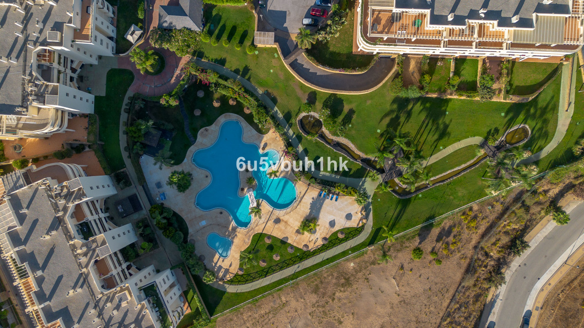 396c3baad296bc0bffd4c9d22abf21d1 - 32