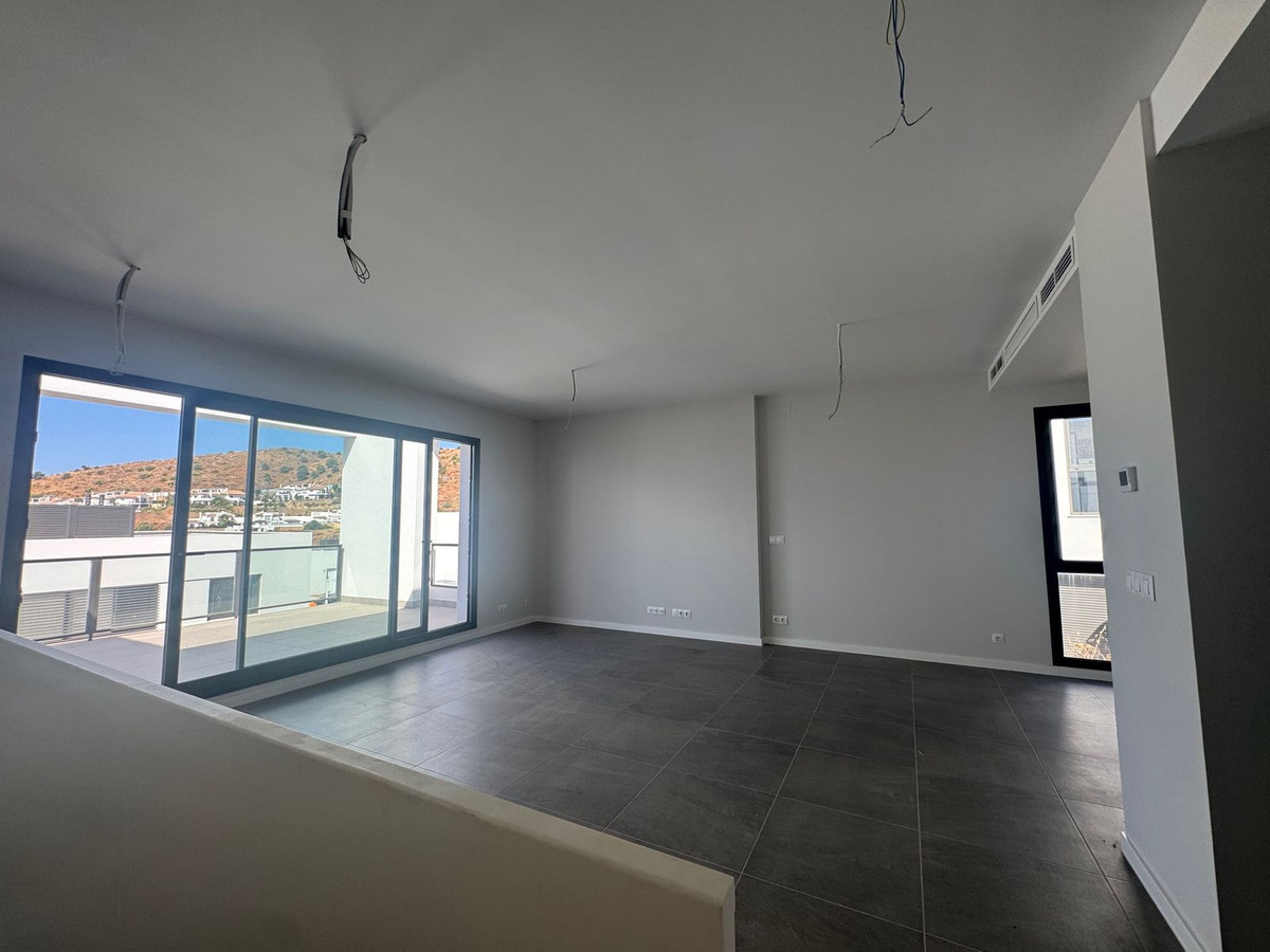 39b761aae4fb28fb654c6037e1e20550 - 10