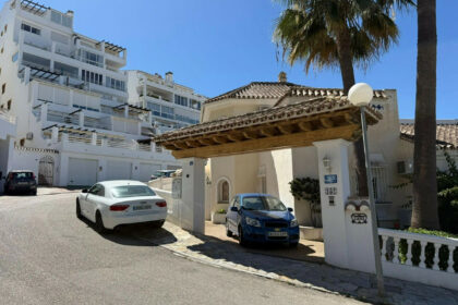 3a4fa1ed52cdf24beee46222317656fb - 13