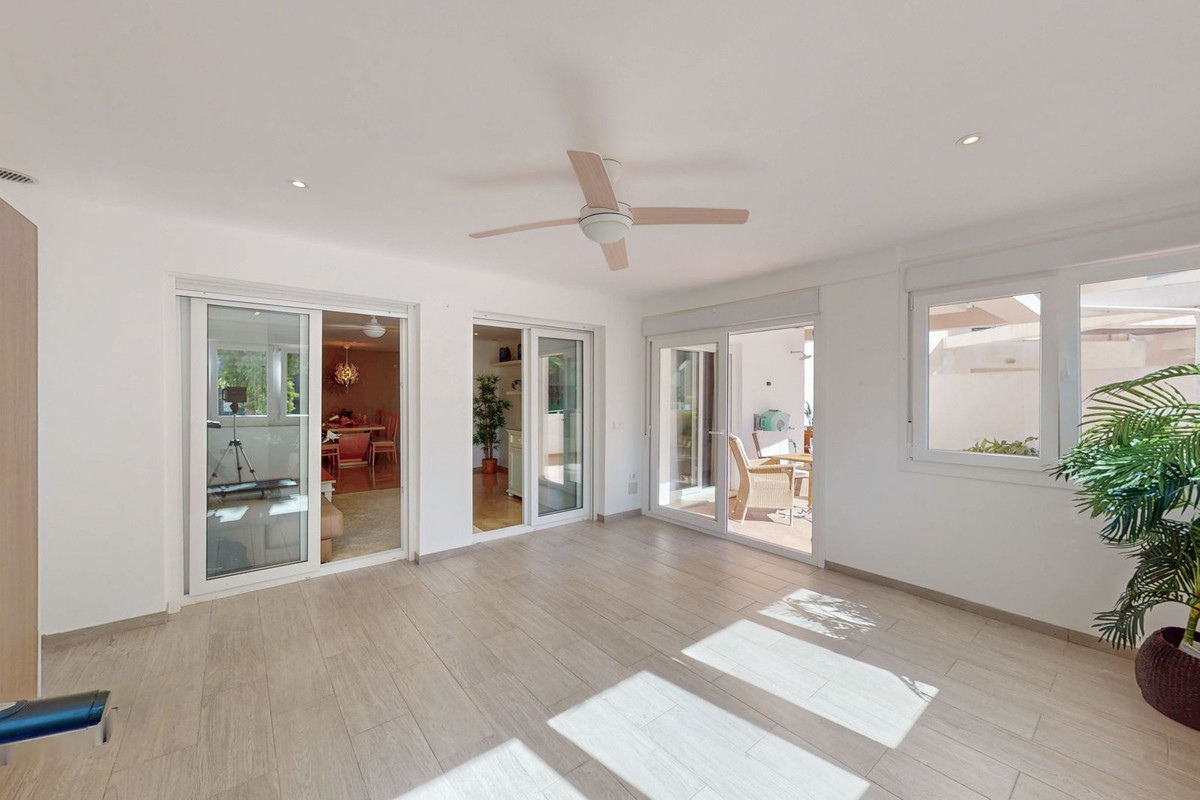 3aa72488ecb11b9fbfcdff8d4e64f615 - 19