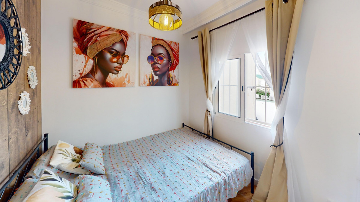 3b02ff9d1a6e0f150269e29b0a2aaf19 - 12