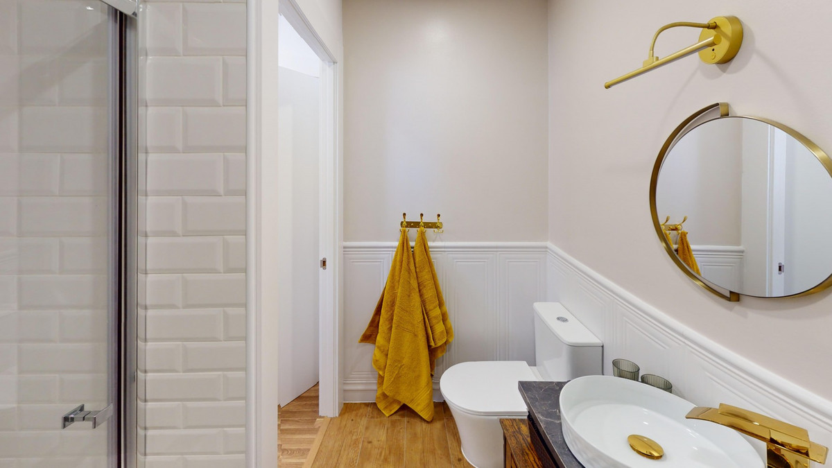 3b02ff9d1a6e0f150269e29b0a2aaf19 - 15