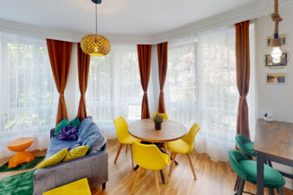 3b02ff9d1a6e0f150269e29b0a2aaf19 - 4