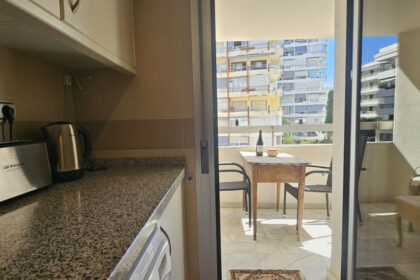 3b270ba141b24c52d95aea2a0dabad23 - 16