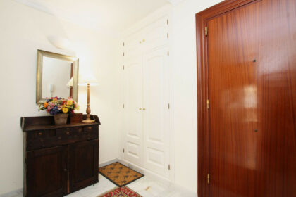 3b270ba141b24c52d95aea2a0dabad23 - 18