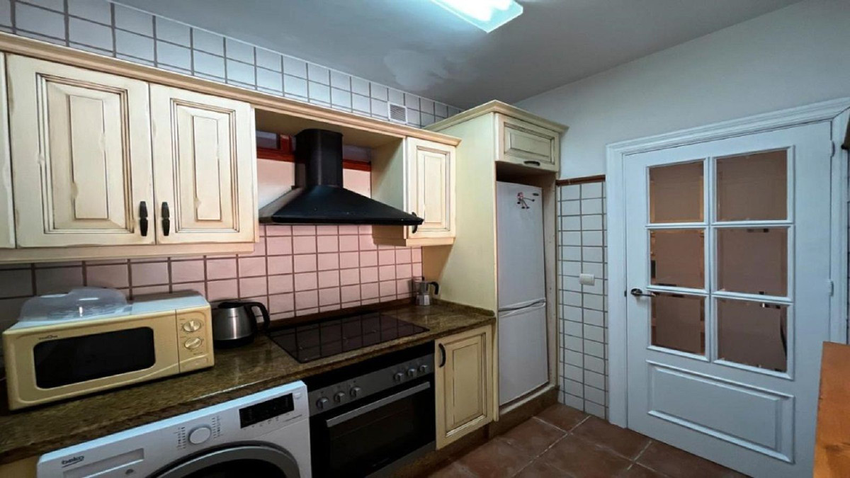 3c261aeceb7a8b0d4c6fe93786305820 - 3