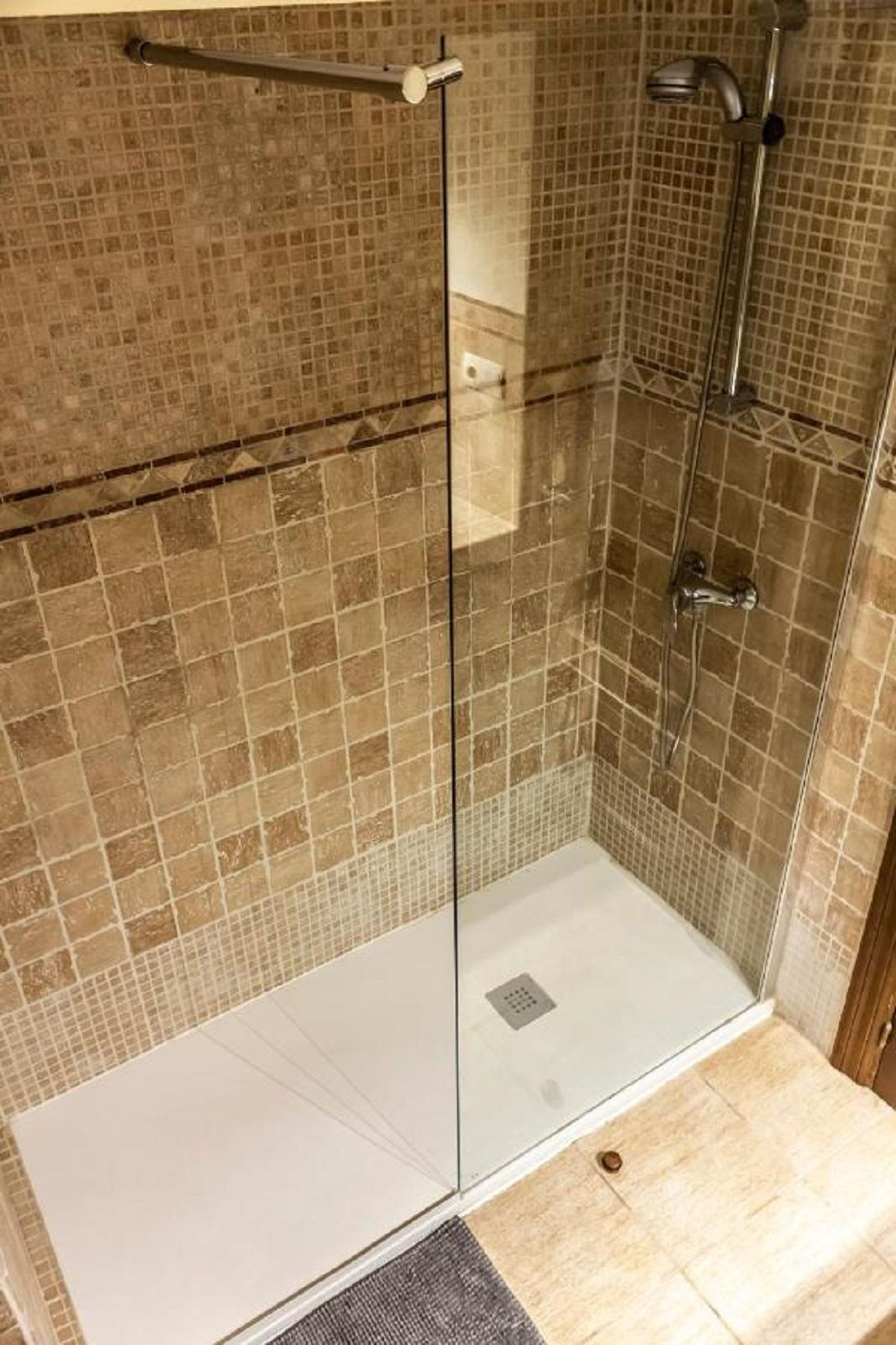 3c261aeceb7a8b0d4c6fe93786305820 - 4