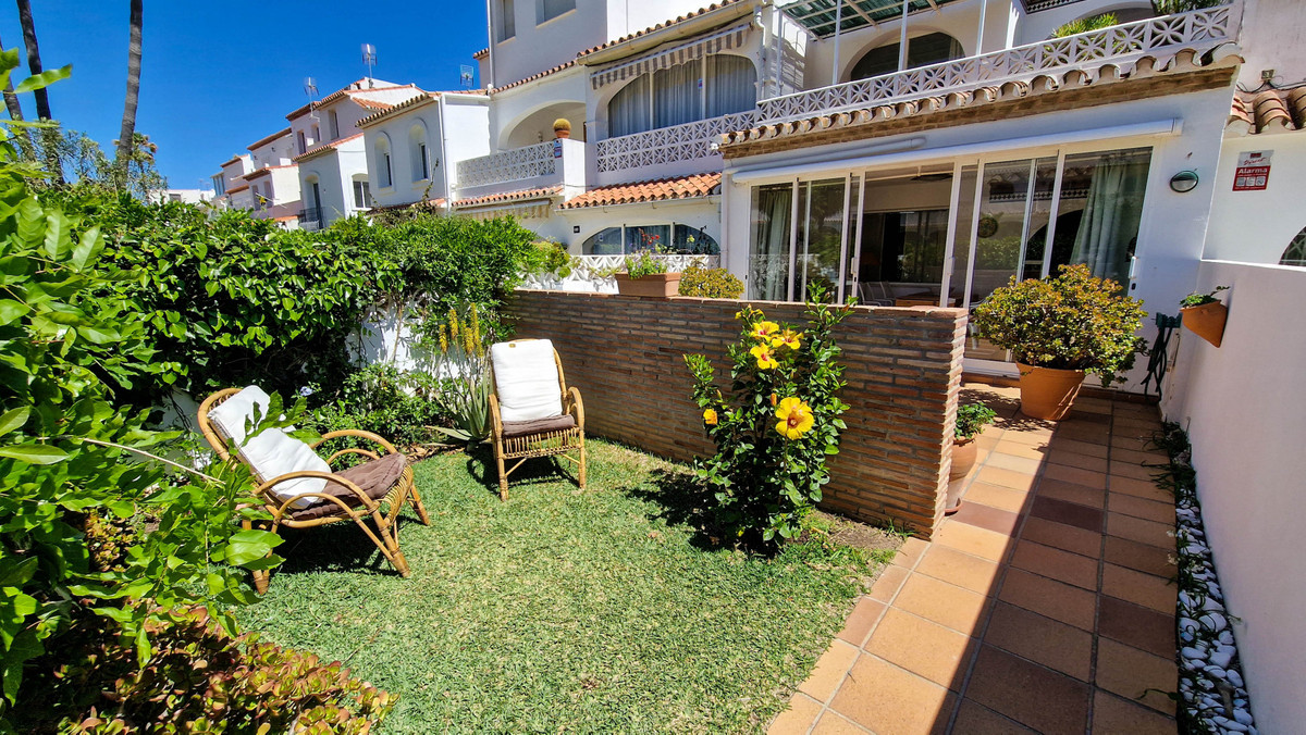 3c4834efb80e3c719aea2d5c5f6e08ad - 1