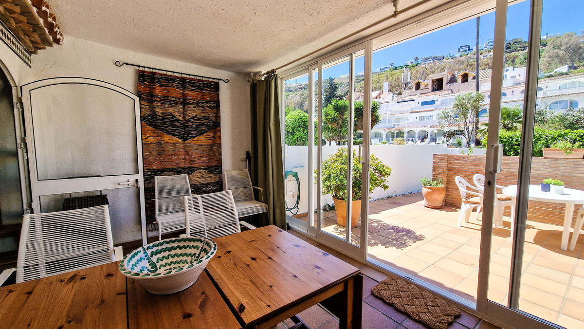 3c4834efb80e3c719aea2d5c5f6e08ad - 12