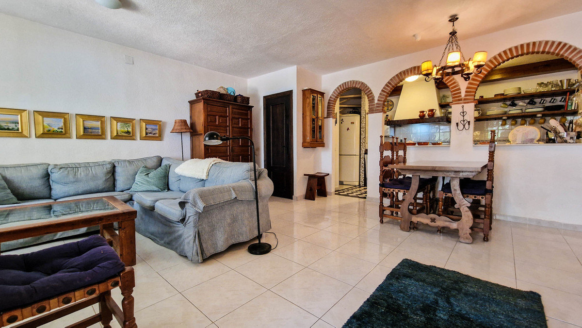 3c4834efb80e3c719aea2d5c5f6e08ad - 13