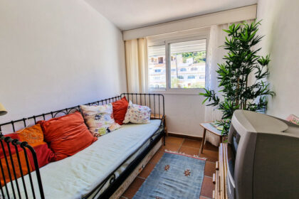 3c4834efb80e3c719aea2d5c5f6e08ad - 32