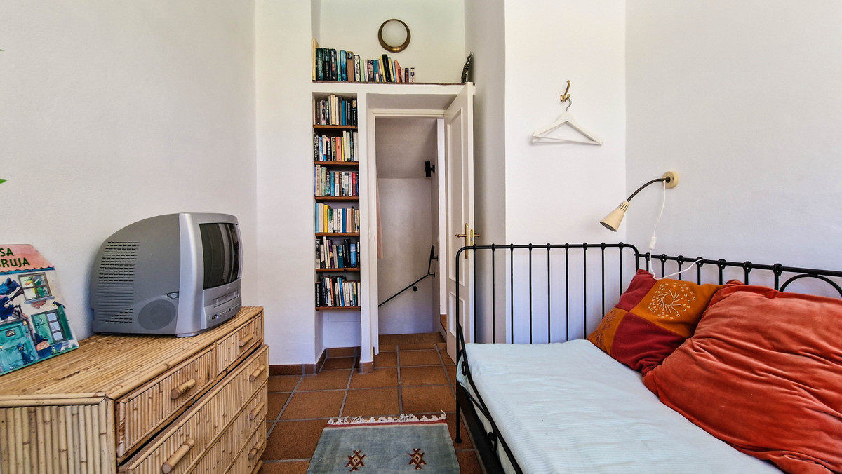 3c4834efb80e3c719aea2d5c5f6e08ad - 33