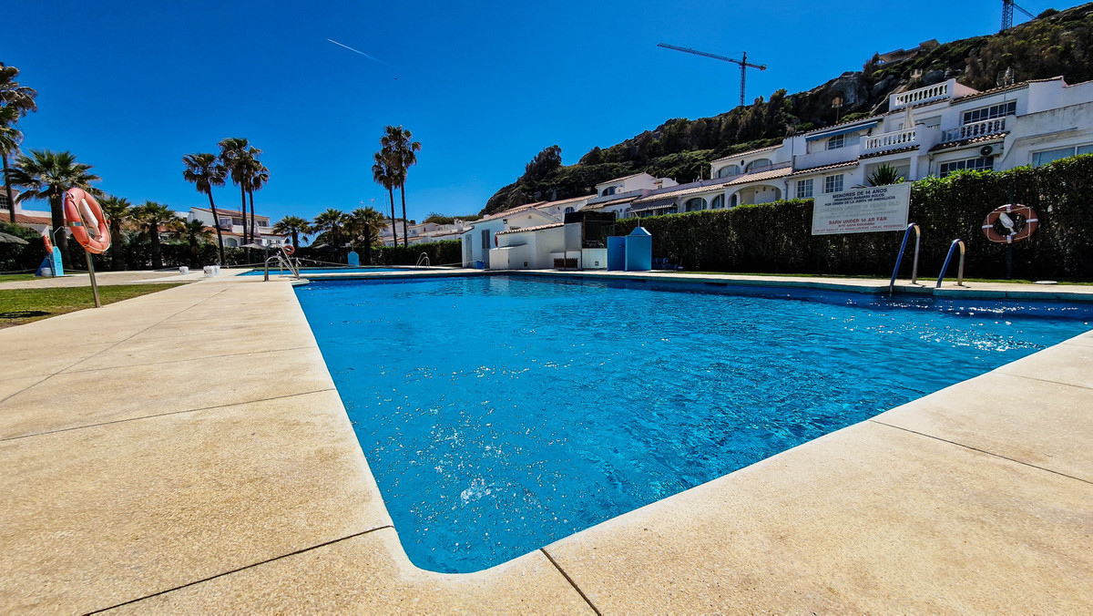 3c4834efb80e3c719aea2d5c5f6e08ad - 35